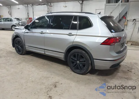 2022 Volkswagen Tiguan 2.0T Se R-Line Black from USA, damaged, VIN 3VV8B7AX8NM044884
